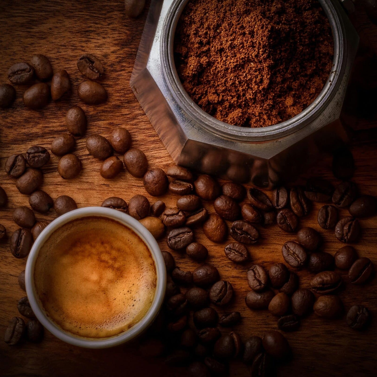 Medium roast whole bean coffee Lake Atitlan Guatemala